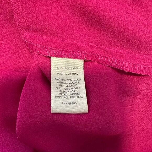 Express Magenta Split Back Tank size medium - Picture 5 of 5